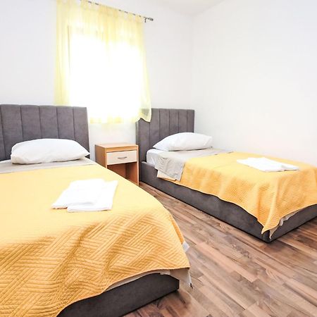 Holiday Home Gorana - Brc152 By Interhome Mirce Exterior foto